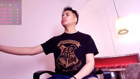  Alec  Help me reach 20 Likes online show from December 2025 03:23:01 AM