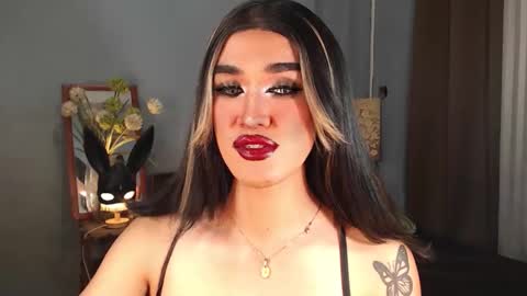 Snapshot of aleinacroft chatting on September 2025 08:19:01 AM aleinacroft online show from September 2025 08:19:01 AM