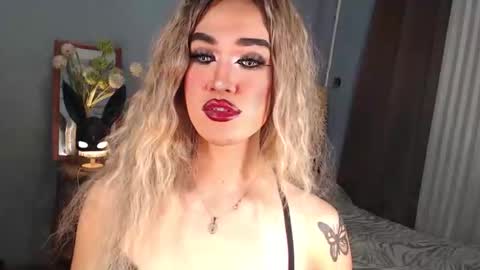 Snapshot of aleinacroft chatting on October 2025 01:56:01 AM aleinacroft online show from October 2025 01:56:01 AM