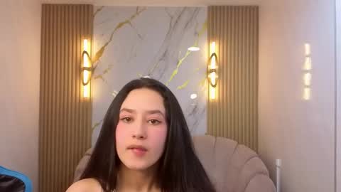 Snapshot of aleja05_b chatting on November 2025 08:38:02 PM aleja online show from November 2025 08:38:02 PM