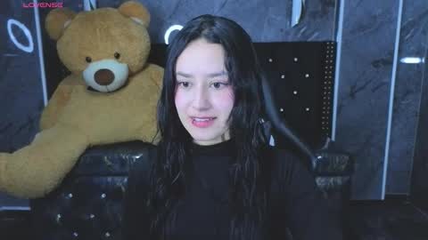 Snapshot of aleja05_b chatting on December 2025 01:16:01 PM aleja online show from December 2025 01:16:01 PM