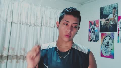 Alejandra online show from December 2024 06:43:01 PM