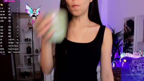 Alejandra online show from December 2024 11:28:02 AM