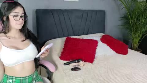 Snapshot of alejaa_jonees chatting on November 2025 10:10:02 PM Alejandra Jones online show from November 2025 10:10:02 PM