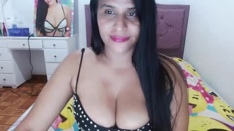 Alejandra --independent model online show from December 2024 12:13:02 PM