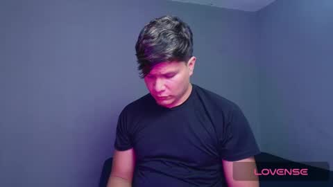 Alejandro G online show from October 2025 03:21:02 AM