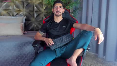 Alejo  online show from December 2024 07:22:02 PM