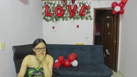 zoe and Kataleya online show from February 2025 12:11:01 PM