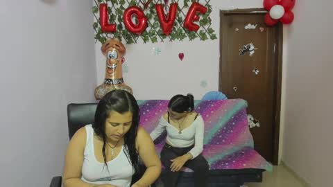 zoe and Kataleya online show from February 2025 12:51:02 PM