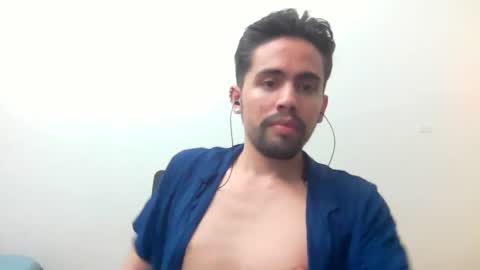 Snapshot of alejo_shy chatting on January 2025 05:54:01 AM alejo_shy online show from January 2025 05:54:01 AM