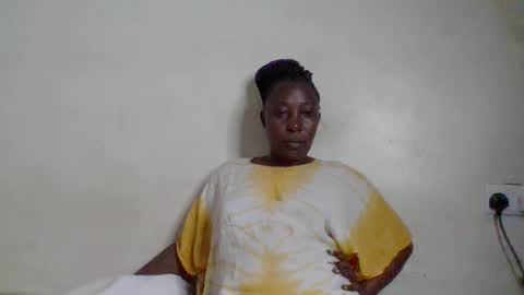 Noreen Kennth and Emilly online show from January 2025 04:17:01 PM
