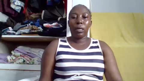 Snapshot of alesha_ chatting on October 2025 06:36:02 AM Noreen Kennth and Emilly online show from October 2025 06:36:02 AM