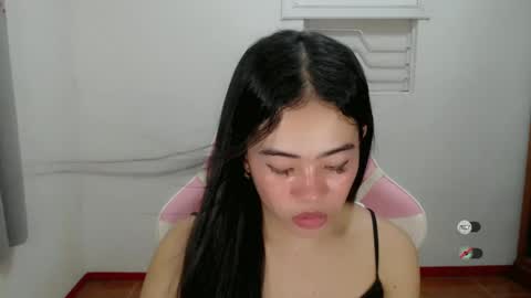 Snapshot of alesha_vibe_me chatting on January 2025 05:10:01 PM alesha_vibe_me online show from January 2025 05:10:01 PM