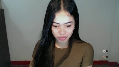 Snapshot of alesha_vibe_me chatting on January 2025 03:57:01 AM alesha_vibe_me online show from January 2025 03:57:01 AM