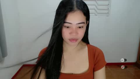 Snapshot of alesha_vibe_me chatting on January 2025 03:53:01 AM alesha_vibe_me online show from January 2025 03:53:01 AM