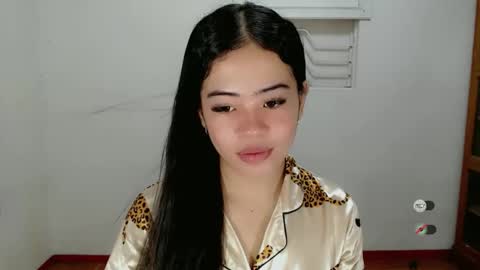 Snapshot of alesha_vibe_me chatting on February 2025 07:50:01 AM alesha_vibe_me online show from February 2025 07:50:01 AM