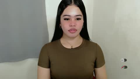 Snapshot of alesha_vibe_me chatting on September 2025 06:34:01 AM alesha_vibe_me online show from September 2025 06:34:01 AM