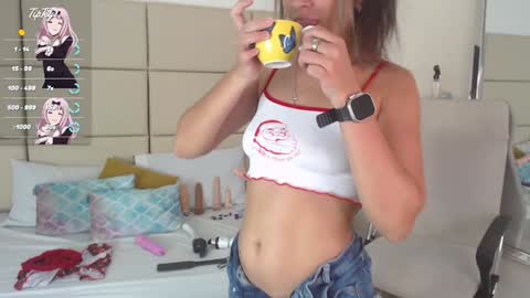 Snapshot of aleska_swarovski chatting on December 2024 08:07:01 PM Aleska 3 online show from December 2024 08:07:01 PM