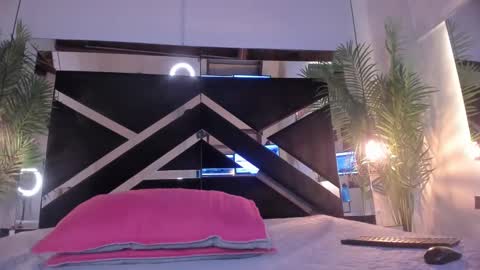 Alessa  online show from January 2025 02:15:02 PM