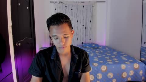 Snapshot of alessandro_wizard chatting on February 2025 12:49:02 AM Alessandro online show from February 2025 12:49:02 AM