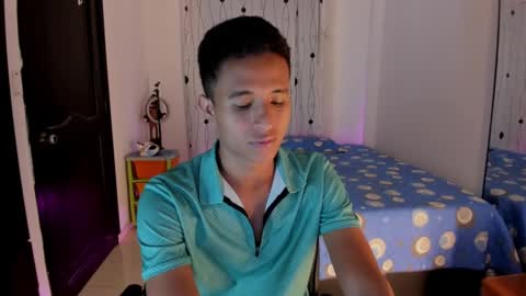 Snapshot of alessandro_wizard chatting on February 2025 11:20:01 PM Alessandro online show from February 2025 11:20:01 PM