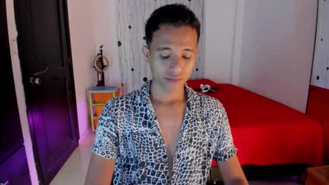 Snapshot of alessandro_wizard chatting on February 2025 02:17:02 AM Alessandro online show from February 2025 02:17:02 AM