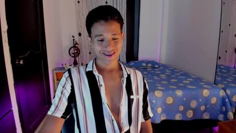 Snapshot of alessandro_wizard chatting on March 2025 12:10:02 AM Alessandro online show from March 2025 12:10:02 AM