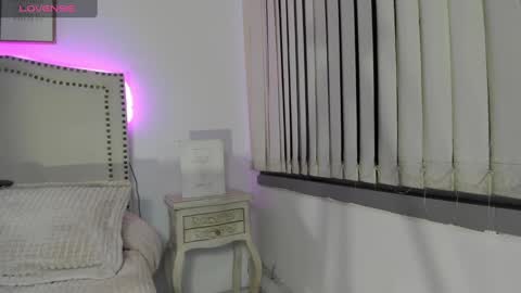 Alessia cruz online show from February 2025 10:23:02 AM