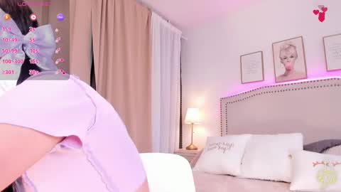 Alessia cruz online show from February 2025 01:26:02 PM