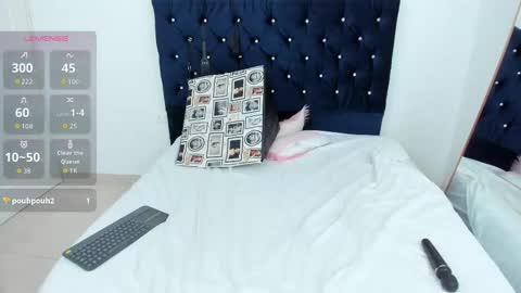 Snapshot of alessiakaunn chatting on November 2025 11:25:02 PM Alison online show from November 2025 11:25:02 PM