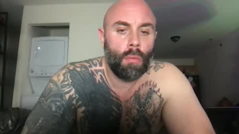 alesterwhite online show from November 2025 01:38:01 AM