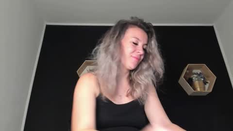 Snapshot of alesys69 chatting on October 2025 09:32:02 PM alesys69 online show from October 2025 09:32:02 PM