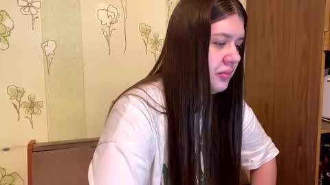 Snapshot of aletta_oushen chatting on February 2025 01:46:01 PM Aletta Oushen online show from February 2025 01:46:01 PM