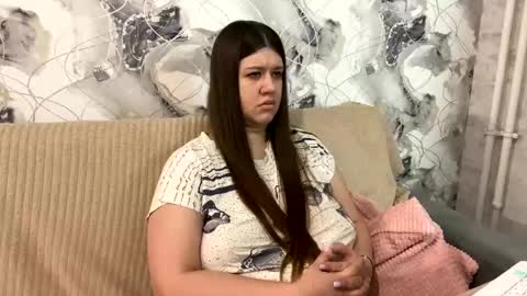 Snapshot of aletta_oushen chatting on February 2025 05:22:02 PM Aletta Oushen online show from February 2025 05:22:02 PM