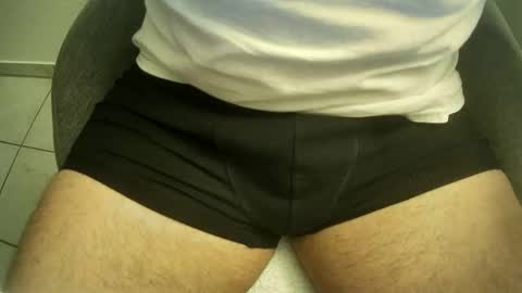 Snapshot of alex34nrw chatting on November 2025 05:20:01 PM Alex online show from November 2025 05:20:01 PM