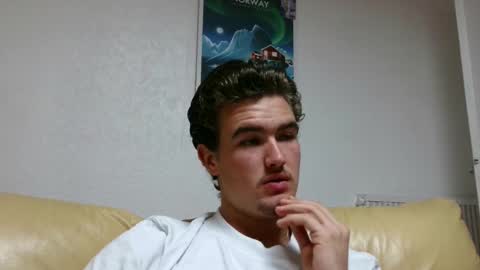 Snapshot of alex83530 chatting on January 2025 03:51:01 PM Alex83530 online show from January 2025 03:51:01 PM