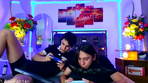 Snapshot of alex_and_fabian chatting on February 2025 10:04:01 PM sneider online show from February 2025 10:04:01 PM