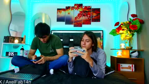 Snapshot of alex_and_fabian chatting on March 2025 06:44:01 PM sneider online show from March 2025 06:44:01 PM