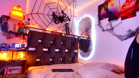 Snapshot of alex_and_fabian chatting on October 2025 09:31:02 PM sneider online show from October 2025 09:31:02 PM