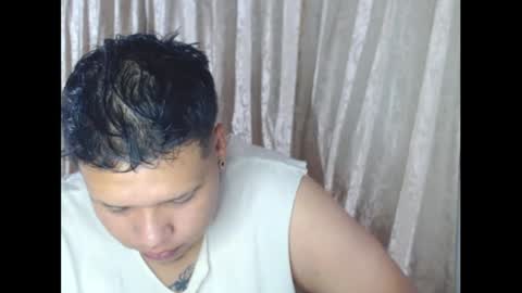 Snapshot of alex_bigclit chatting on November 2025 04:06:02 AM alex_bigclit online show from November 2025 04:06:02 AM