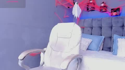 Snapshot of alex_cute77 chatting on October 2025 12:17:02 PM alex online show from October 2025 12:17:02 PM