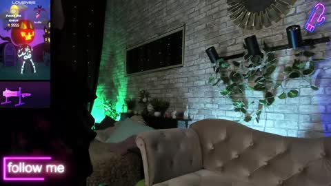 alex_howell online show from January 2025 11:56:01 PM