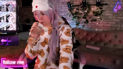 alex_howell online show from January 2025 08:56:02 PM