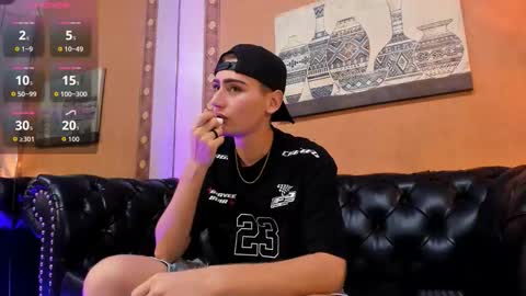 ALEX online show from October 2025 09:59:02 PM