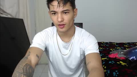 alex_mojica online show from September 2025 07:23:01 AM
