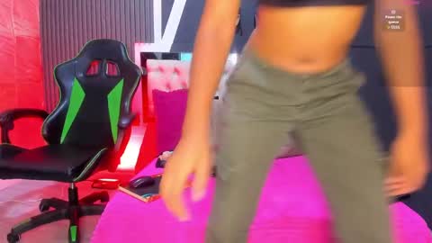 alexa andherson online show from December 2024 07:29:02 PM