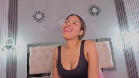 alexa andherson online show from October 2025 08:02:02 PM