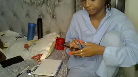 Snapshot of alexa_foxxie chatting on February 2025 08:07:02 AM Alexa online show from February 2025 08:07:02 AM