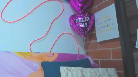 alexa latina online show from September 2025 02:32:01 PM