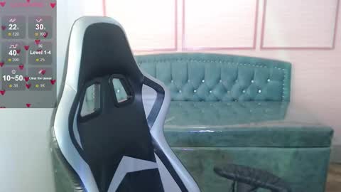 Snapshot of alexa_romero_t chatting on November 2025 12:38:02 PM Alexandra online show from November 2025 12:38:02 PM